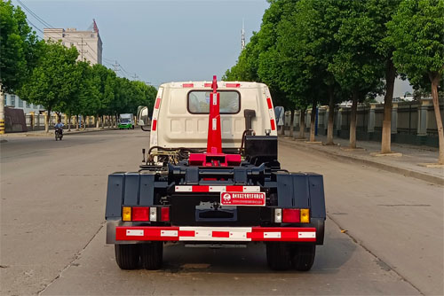 炎帝牌SZD5043ZXXB6車廂可卸式垃圾車