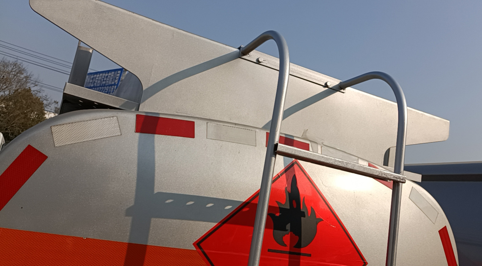 炎帝牌SZD5075GJY6加油車
